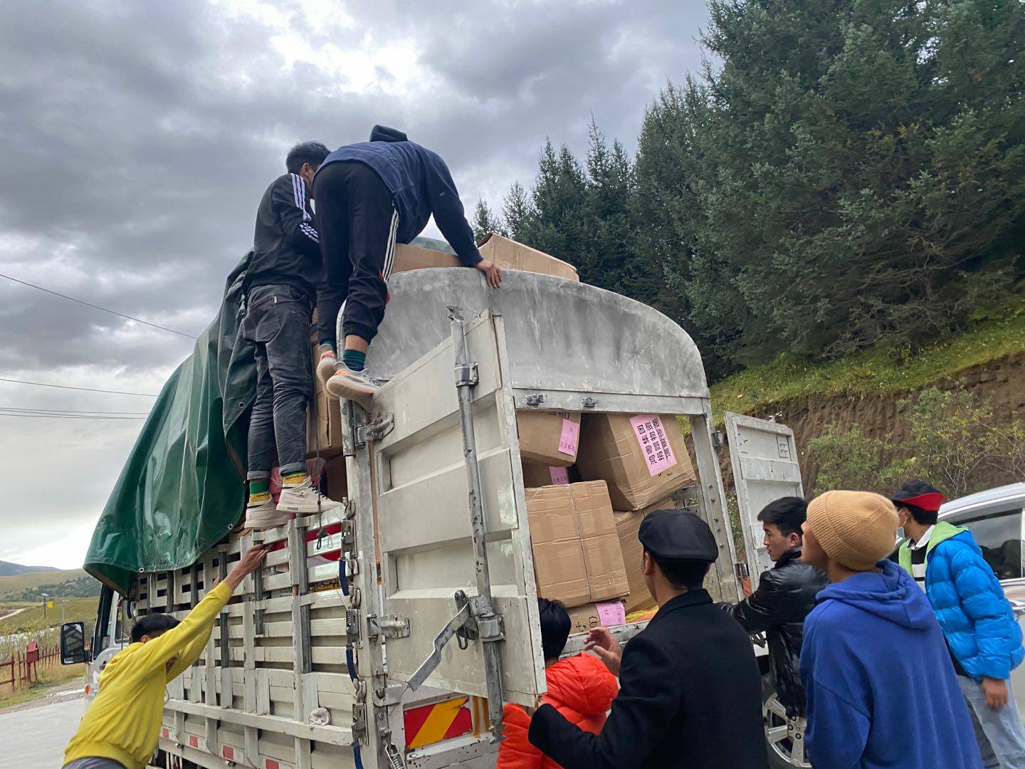 长沙兴宇铸造技术有限公司公益回顾丨家国同欢月同圆 温暖满载甘孜州(图5)